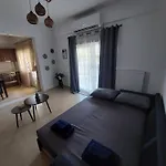 φιλοξενία ελένη! Korinós